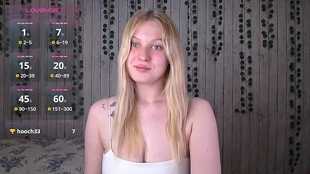 EmiliaDuchess online show from January 11, 5:20 pm