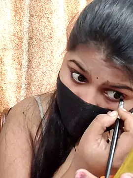 Hotty-simran online show from February 3, 4:32 am