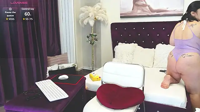 LizySoul online show from April 8, 4:36 am