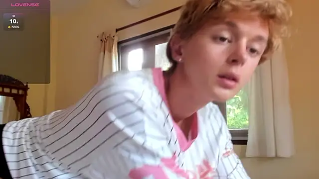 agelandreww online show from February 24, 7:20 am