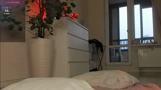 agelandreww online show from November 28, 12:27 pm