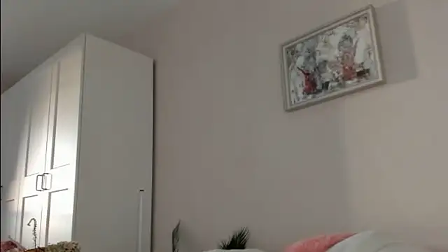 agelandreww online show from October 20, 1:11 pm