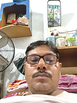 Srmotrs online show from October 2, 3:15 pm