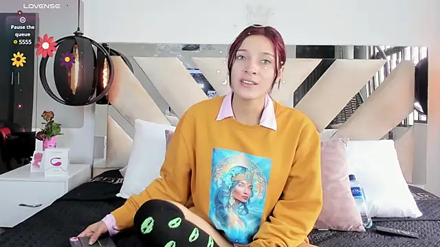 ValeryyGrace online show from March 20, 5:25 pm