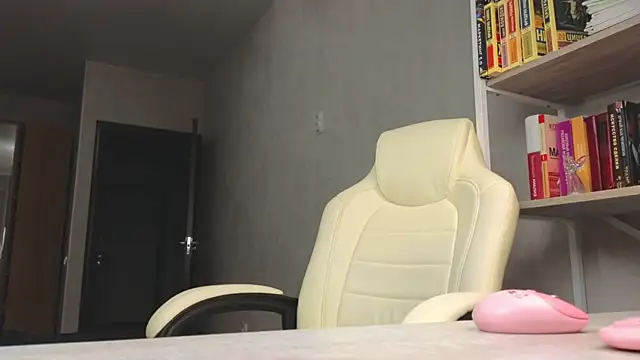 Marietta Castro online show from November 22, 2:27 pm