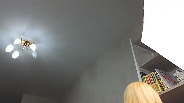 Marietta Castro online show from October 31, 1:52 pm