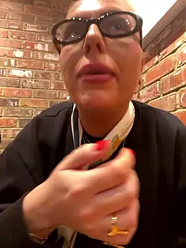 Arabellalee23 online show from January 12, 2:57 pm