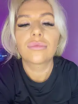 Arabellalee23 online show from December 4, 2:31 pm