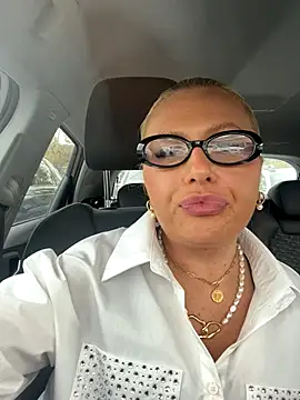 Arabellalee23 online show from October 4, 1:23 pm