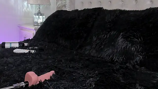 Snapshot of Kev_jenner chatting on October 6, 9:37 pm Kev jenner online show from October 6, 9:37 pm