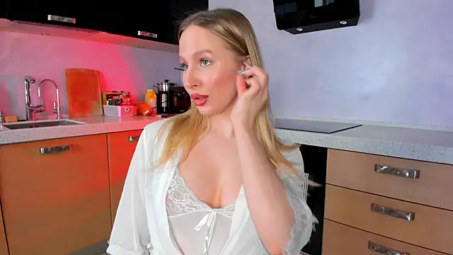 AnnLevine online show from April 5, 1:07 pm