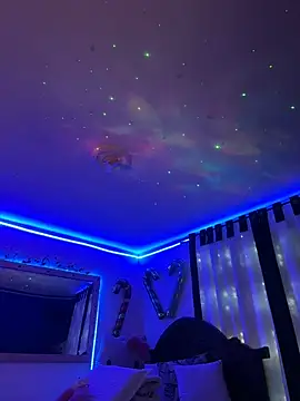 Snapshot of touchm_cockhard chatting on November 18, 11:59 pm touchm cockhard online show from November 18, 11:59 pm