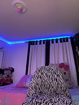 Snapshot of touchm_cockhard chatting on March 21, 5:00 am touchm cockhard online show from March 21, 5:00 am