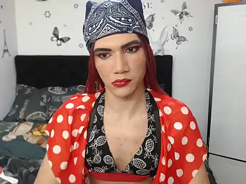 Snapshot of luna_grans_777 chatting on June 25, 4:21 am luna grans 777 online show from June 25, 4:21 am