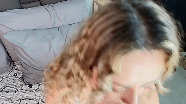 ladychanel 1 online show from February 16, 10:51 pm