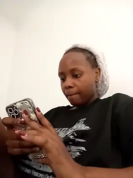 Miss Amani online show from April 2, 11:28 am