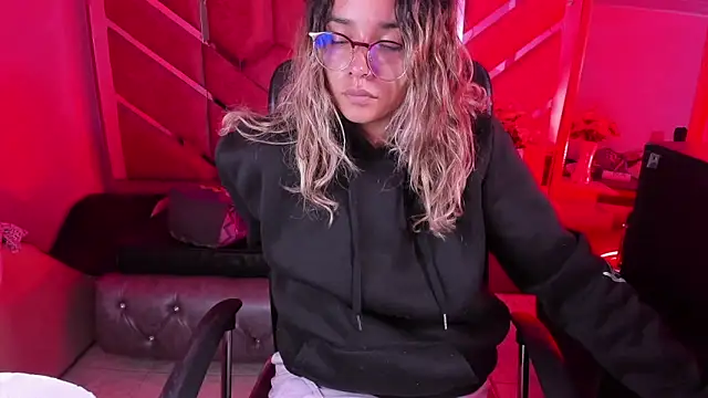 Olivia Fox69 online show from February 14, 4:13 am