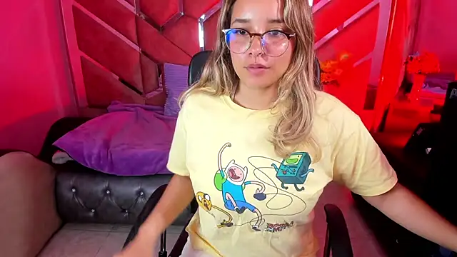 Olivia Fox69 online show from September 19, 2:37 am