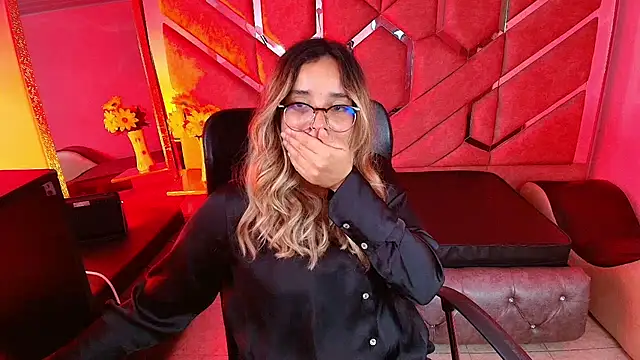 Olivia Fox69 online show from November 10, 4:50 am