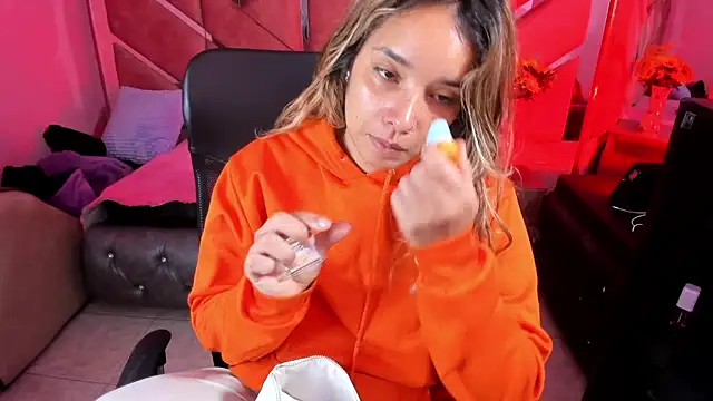 Olivia Fox69 online show from September 30, 3:34 am