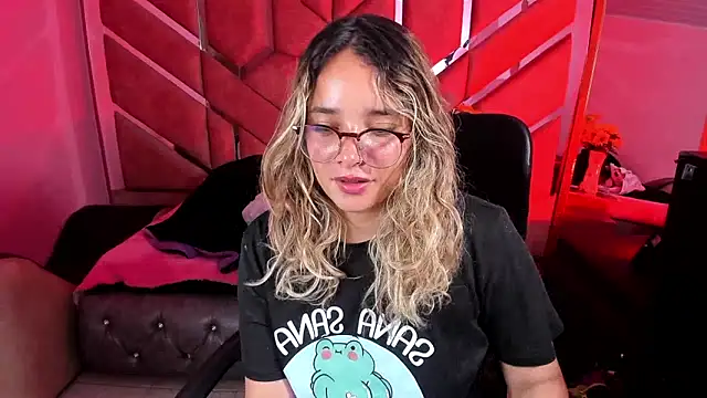 Olivia Fox69 online show from October 3, 3:52 am