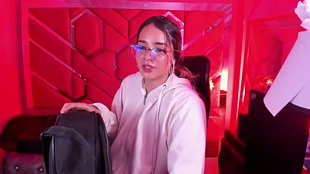 Olivia Fox69 online show from March 3, 3:13 am