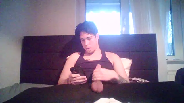 Latinoslv online show from December 4, 3:00 pm