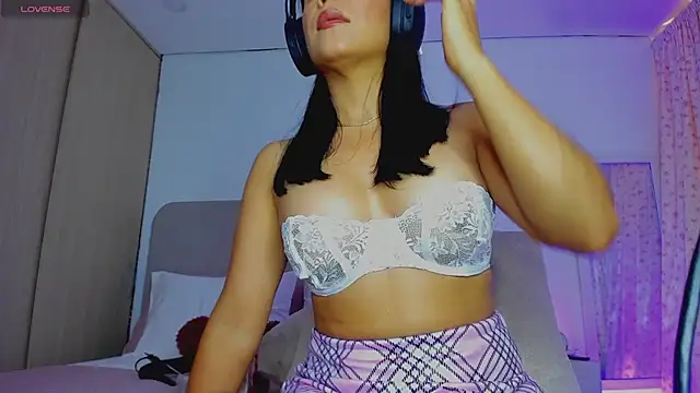 VIDEO SALE 4 YOU online show from February 23, 9:15 pm