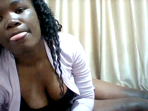 sweetangel41 online show from April 12, 6:16 am