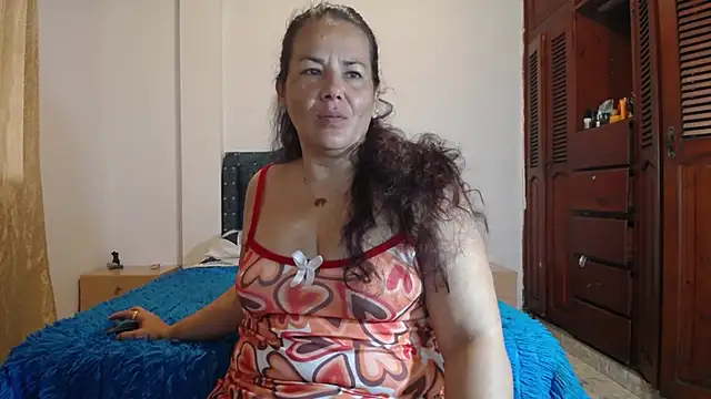 sofiamature01 online show from September 25, 3:18 pm
