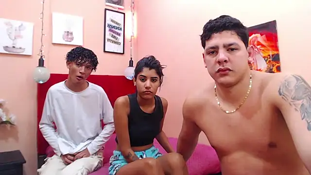 Snapshot of sex_twinks chatting on February 21, 7:10 pm sex twinks online show from February 21, 7:10 pm