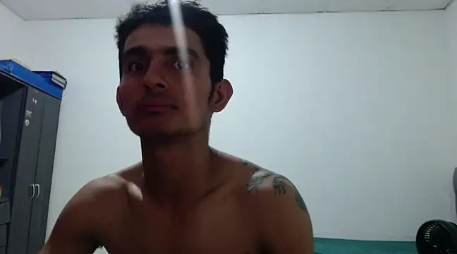 Snapshot of maria_and_angel chatting on March 12, 3:57 am maria and angel online show from March 12, 3:57 am