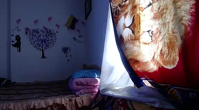 Snapshot of maria_and_angel chatting on January 19, 6:21 pm maria and angel online show from January 19, 6:21 pm