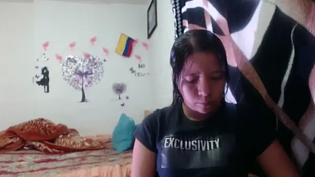 Snapshot of maria_and_angel chatting on December 28, 2:11 am maria and angel online show from December 28, 2:11 am