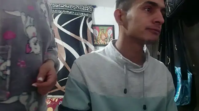 Snapshot of maria_and_angel chatting on January 5, 2:06 am maria and angel online show from January 5, 2:06 am