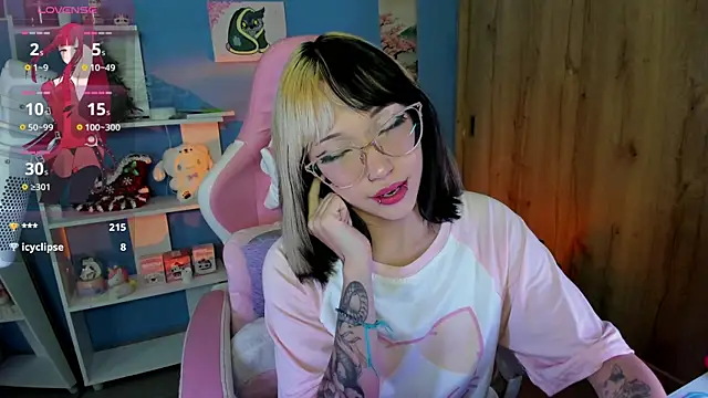 Artic love online show from March 13, 9:43 am