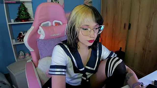Artic love online show from February 16, 7:37 am