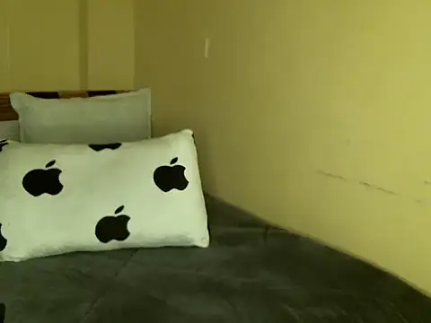 Snapshot of Sharmybabe chatting on February 26, 9:04 pm Sharmybabe online show from February 26, 9:04 pm