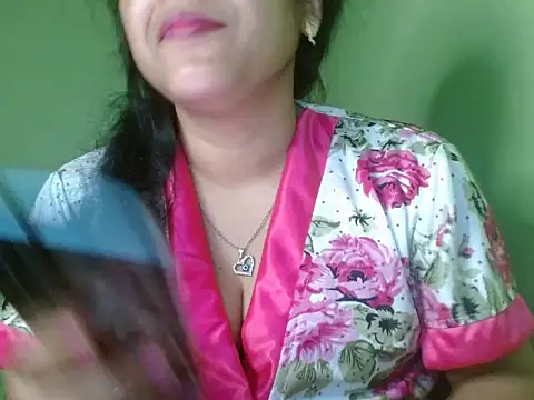 LOVERIAKOL online show from February 26, 7:03 pm