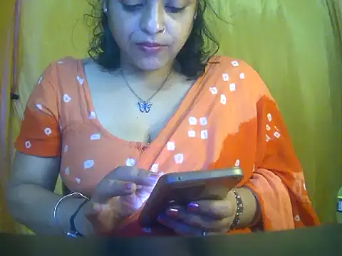 Snapshot of LOVERIAKOL chatting on July 7, 6:47 am LOVERIAKOL online show from July 7, 6:47 am