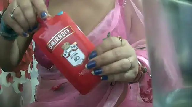 Snapshot of LOVERIAKOL chatting on March 17, 7:58 pm LOVERIAKOL online show from March 17, 7:58 pm