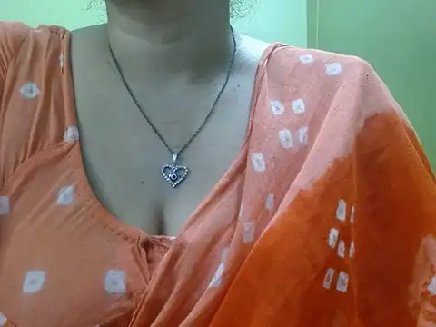 LOVERIAKOL online show from April 21, 3:40 pm