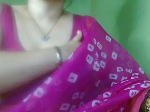 Snapshot of LOVERIAKOL chatting on July 15, 12:01 pm LOVERIAKOL online show from July 15, 12:01 pm