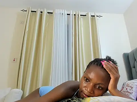 dolly booty online show from March 31, 8:44 pm