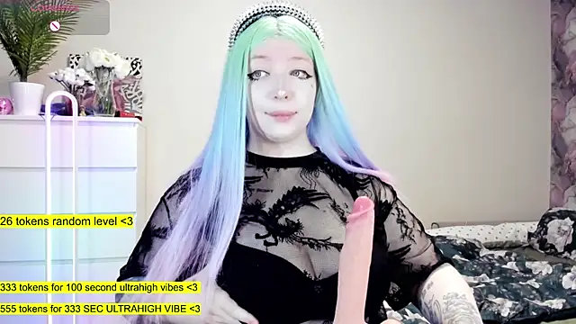 Snapshot of aya_katana chatting on February 13, 3:50 am aya katana online show from February 13, 3:50 am