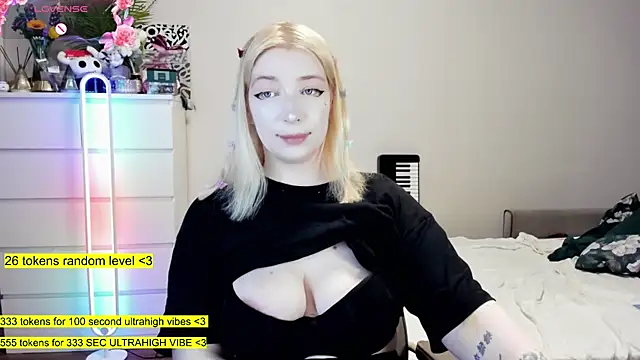 aya katana online show from January 8, 11:00 pm