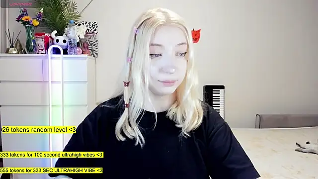 aya katana online show from December 3, 12:23 am