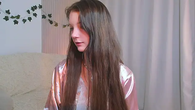 Snapshot of CindyGarrison chatting on March 2, 12:42 am CindyGarrison online show from March 2, 12:42 am