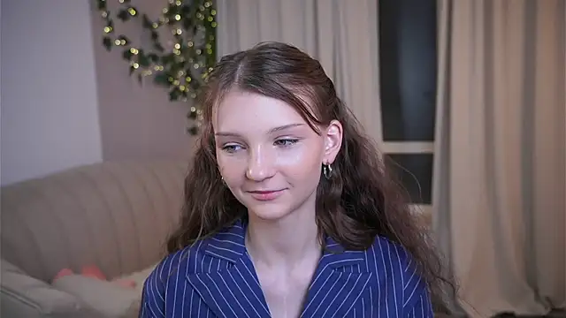 CindyGarrison online show from April 5, 11:00 pm