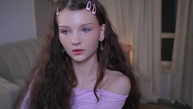 CindyGarrison online show from April 3, 11:55 pm